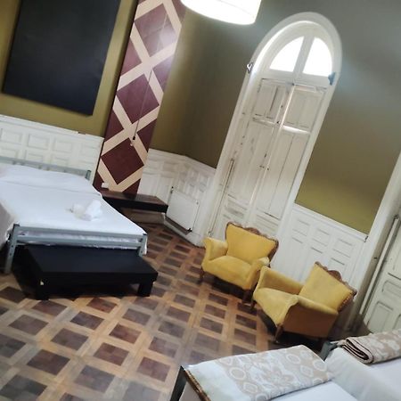 סנטיאגו Happy House Hostel מראה חיצוני תמונה
