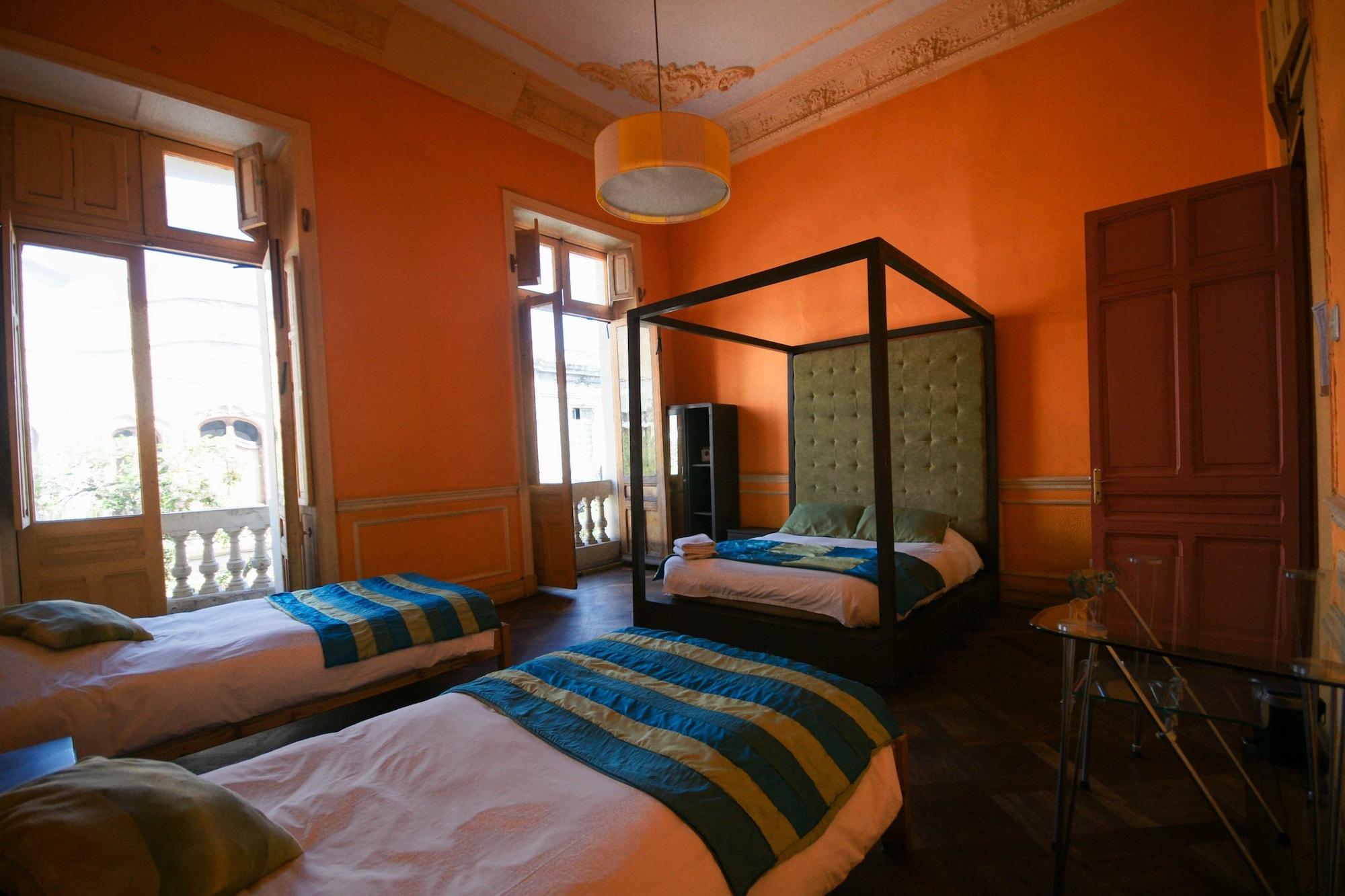 סנטיאגו Happy House Hostel מראה חיצוני תמונה