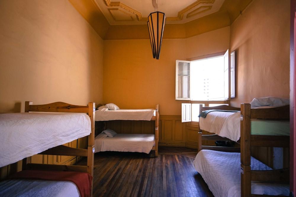 סנטיאגו Happy House Hostel מראה חיצוני תמונה
