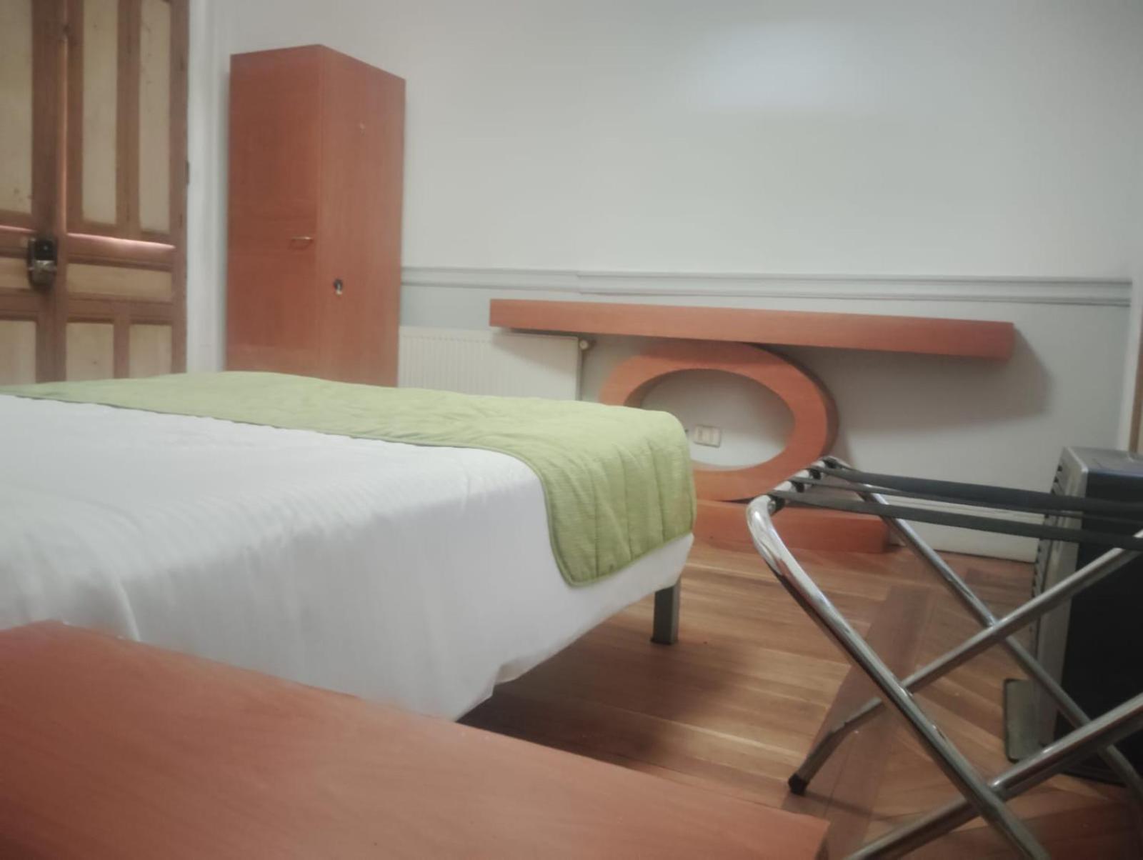 סנטיאגו Happy House Hostel מראה חיצוני תמונה