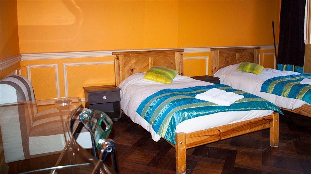 סנטיאגו Happy House Hostel מראה חיצוני תמונה